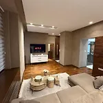 Apartment Capital *